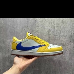 Nike Yellow and Blue Women's Sneakers
